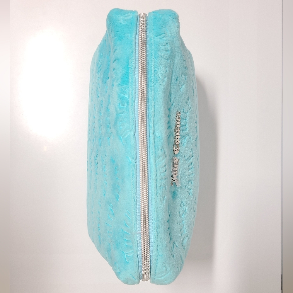 JUICY COUTURE Turquoise Velour Logo Print Wedge Accessory Make-up Case NWOT - Picture 5 of 15